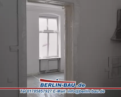 renovierung-maler-berlin 2 Ohne abkleben kein sauberes Arbeiten möglich.