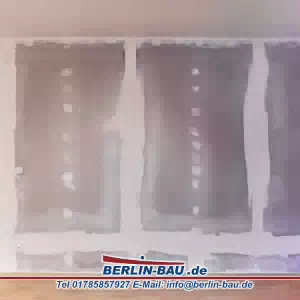 berlin-badsanierung-lichterfelde 1 Rigipswand nach Abriss der Trennwand zum Wohnzimmer